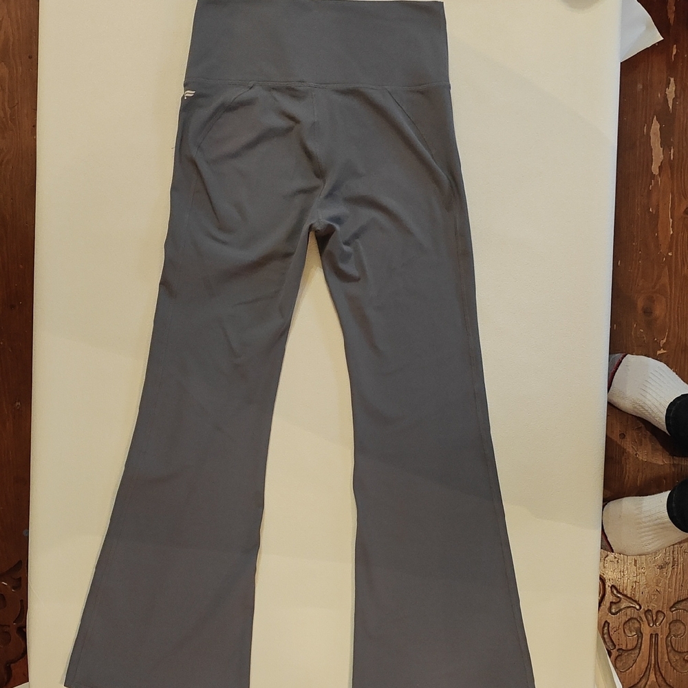 Fabletics PureLuxe Dark Gray Leggings - Picture 4 of 4